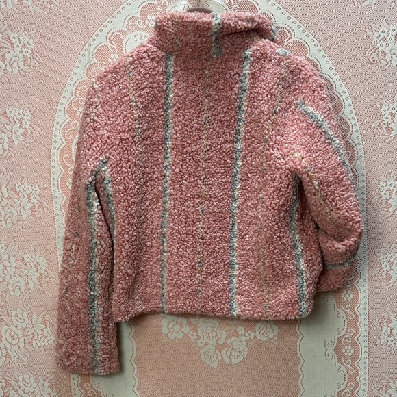 En Saison Pink and Gray Teddy Jacket - Picture 7 of 7